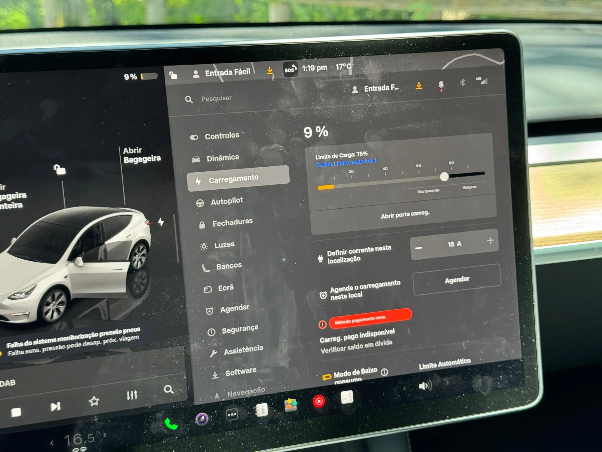 Tesla Model Y Long Range Dual Motor AWD 17