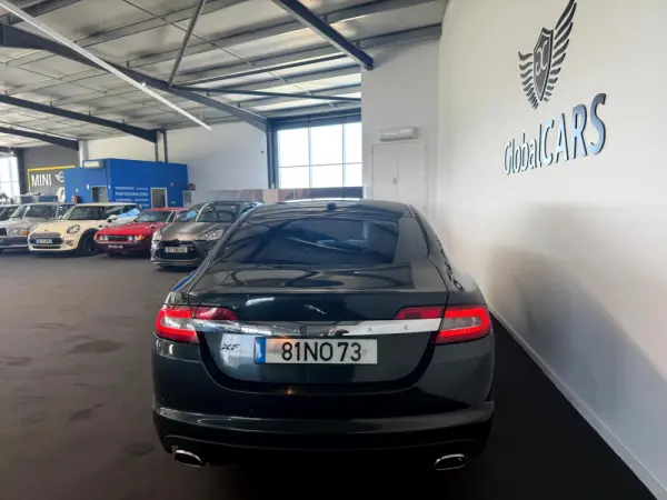 Jaguar XF 3.0 D V6 Premium Luxury 19