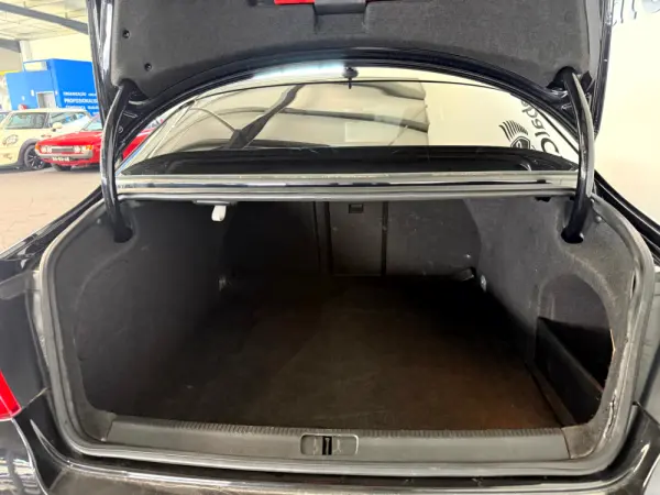 Volkswagen Passat CC 2.0 TDi BlueMotion 11