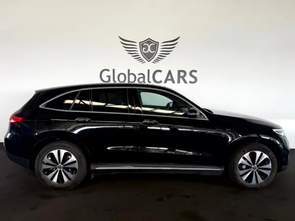 Mercedes-Benz EQC 400 4Matic 32