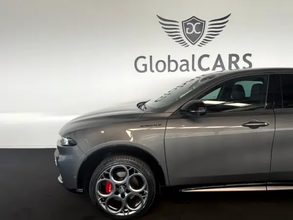 Alfa Romeo Tonale 1.3 Plug-In Hybrid Edizione Speciale e-AWD 11