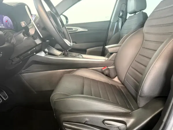 Alfa Romeo Tonale 1.3 Plug-In Hybrid Edizione Speciale e-AWD 27