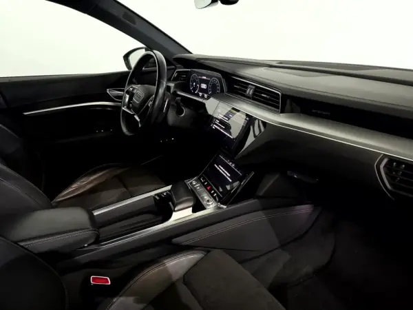 Audi e-tron 50 quattro S line 42