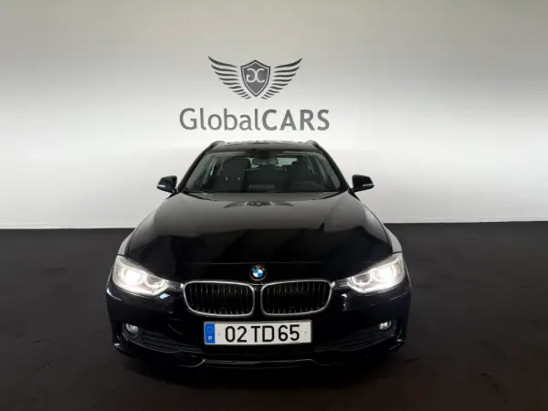 BMW 318 d Touring Navigation 2