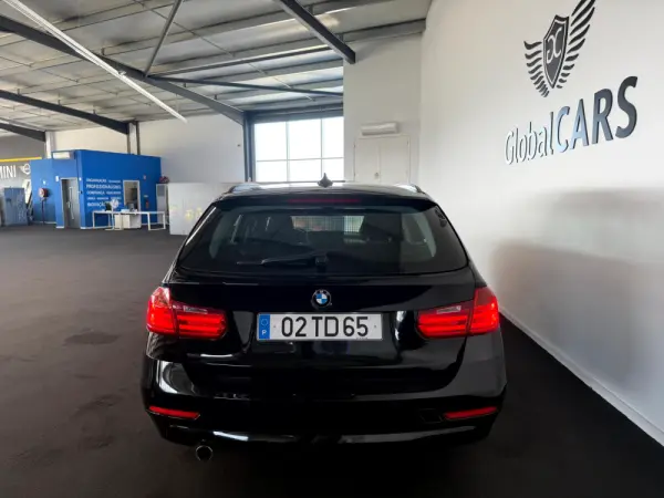 BMW 318 d Touring Navigation 28