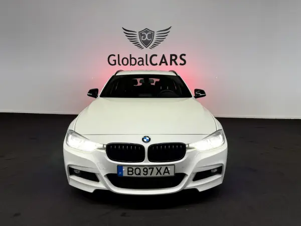 BMW 318 i Pack M Auto 2