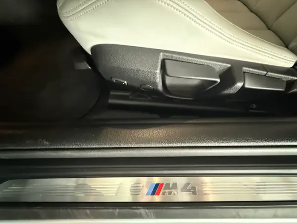 BMW M4 Outro 26