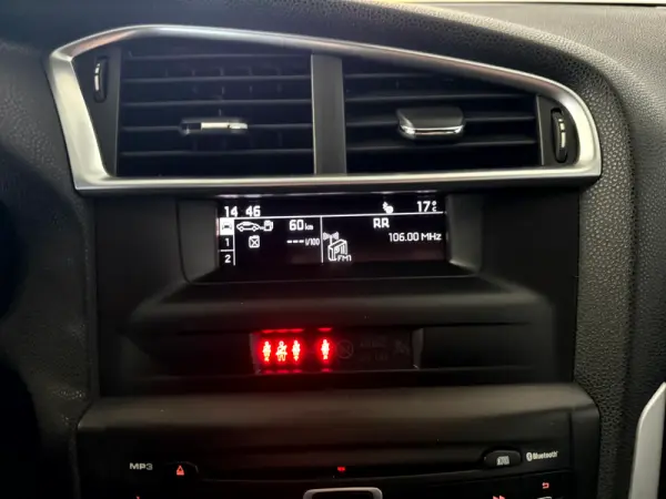 Citroën DS4 1.6 HDi Chic 19