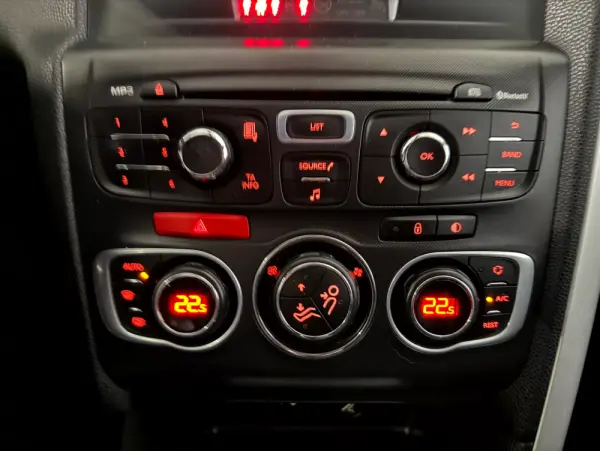 Citroën DS4 1.6 HDi Chic 20