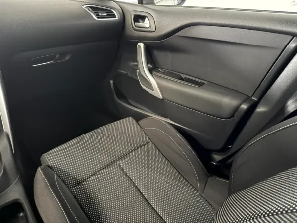 Citroën DS4 1.6 HDi Chic 21