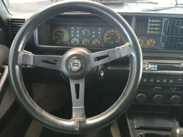 Lancia Delta 1.6 HF Turbo 14