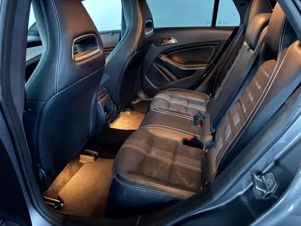 Mercedes-Benz CLA 180 d Shooting Brake Urban Aut. 4