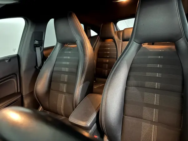 Mercedes-Benz CLA 180 d Shooting Brake Urban Aut. 16