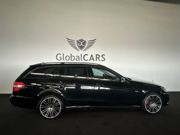 Mercedes-Benz E 300 Bluetec Hybrid Avantgarde 17