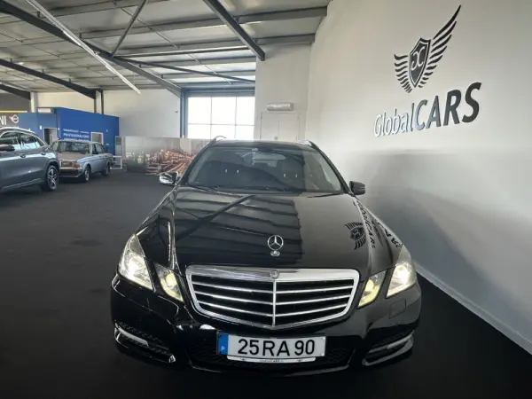 Mercedes-Benz E 300 Bluetec Hybrid Avantgarde 20