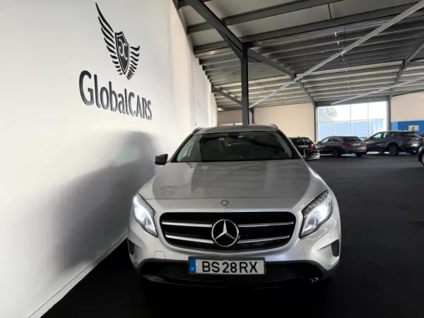 Mercedes-Benz GLA 200 CDi Urban Aut. 9