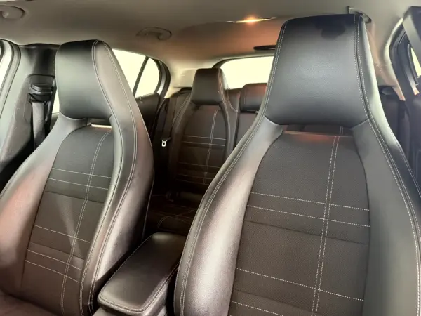 Mercedes-Benz GLA 200 CDi Urban Aut. 24