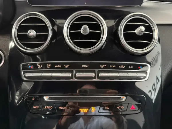 Mercedes-Benz GLC 220 d 4Matic 9G-TRONIC AMG Line 21