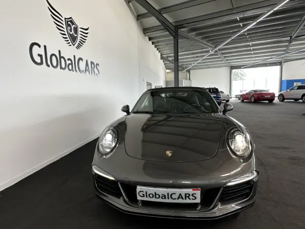 Porsche 911 (991) Carrera 2 S PDK 19