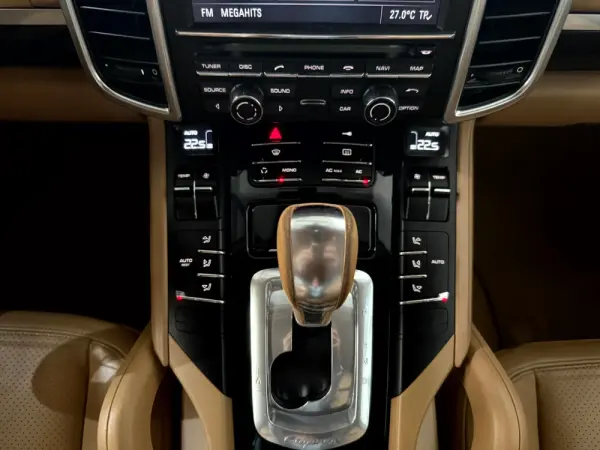 Porsche Cayenne Tiptronic 20