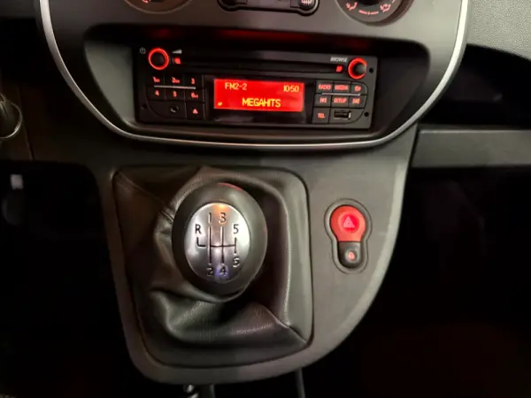 Renault Kangoo 1.5 dCi Dynamique S/S 26