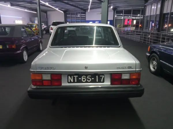 Volkswagen Golf Cabriolet 1.8 23