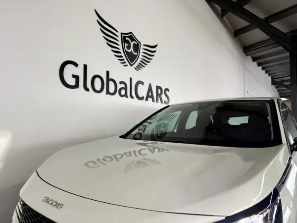 Peugeot 3008 1.5 BlueHDi Allure Pack EAT8 11