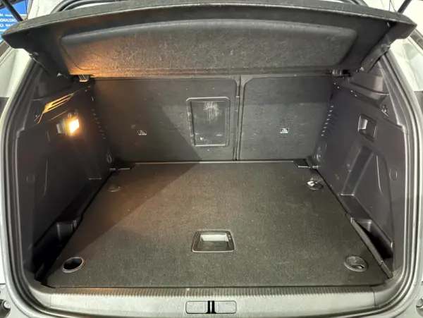 Peugeot 3008 1.5 BlueHDi Allure Pack EAT8 18