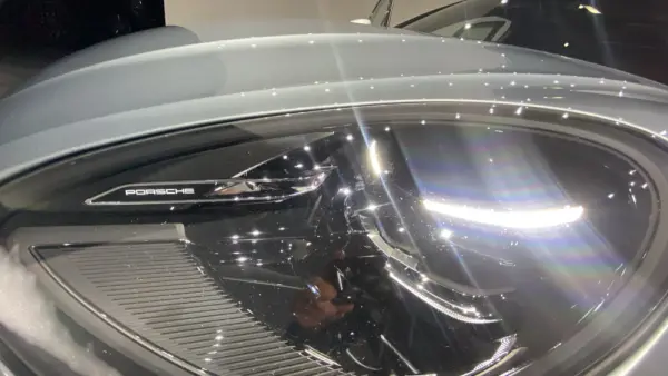 Porsche Macan Outro 28