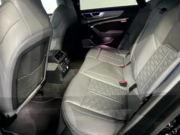 Audi RS7 Sportback 4.0 TFSI quattro Tiptronic 28