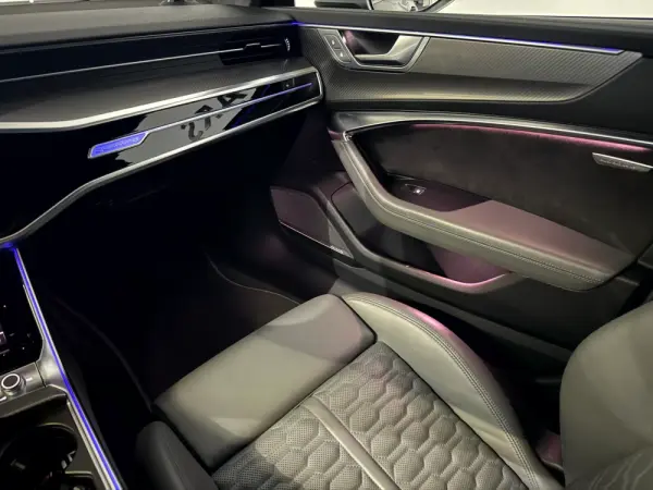 Audi RS7 Sportback 4.0 TFSI quattro Tiptronic 34