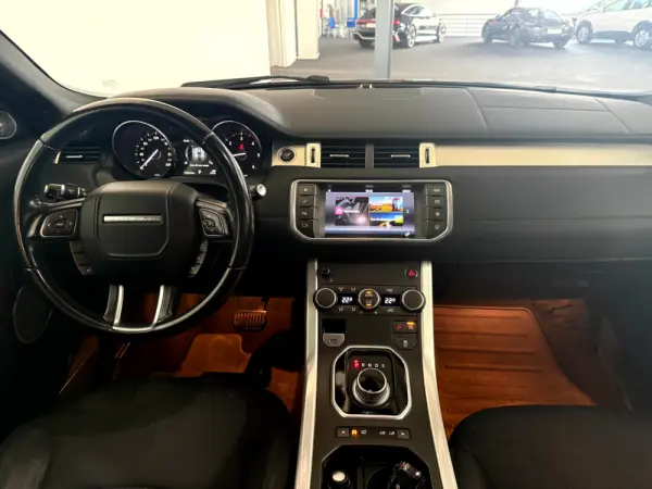 Land Rover Range Rover Evoque 2.0 D180 AWD HSE Auto 22