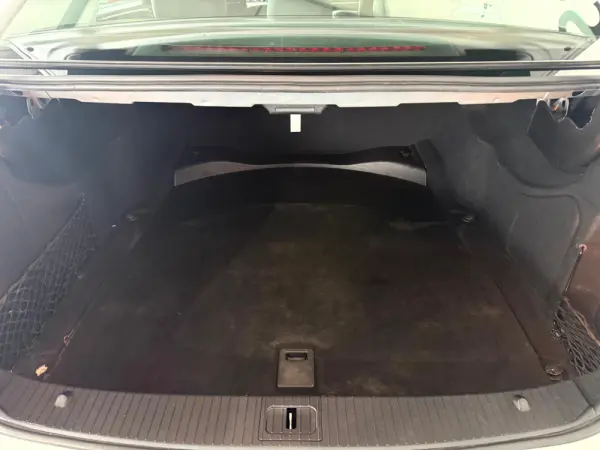 Mercedes-Benz E 250 CDi Elegance BlueEfficiency Auto. 15