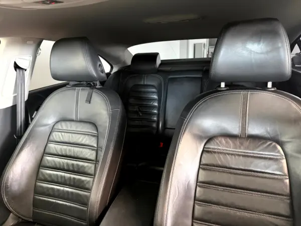 Volkswagen Passat CC 2.0 TDi BlueMotion 21
