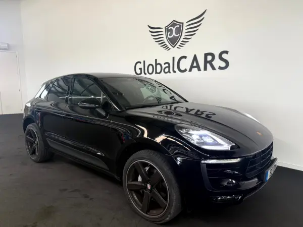 Porsche Macan S PDK 35
