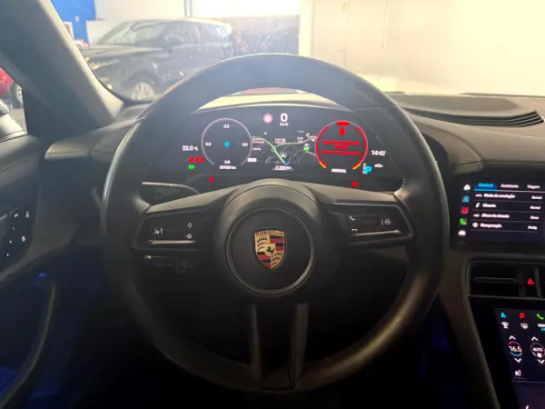 Porsche Taycan Bateria Performance Plus 15