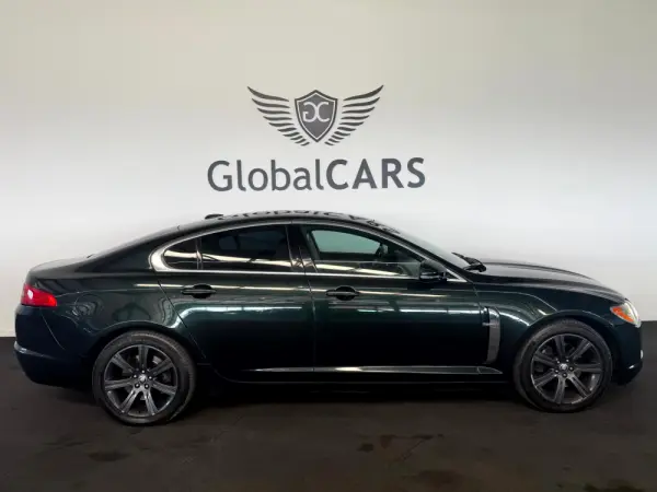 Jaguar XF 3.0 D V6 Premium Luxury 2