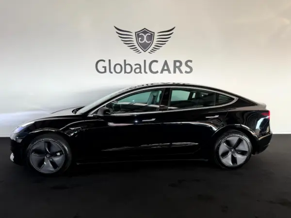 Tesla Model 3 Long-Range Dual Motor AWD 4