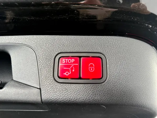 Mercedes-Benz EQC 400 4Matic 12