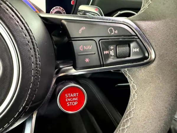 Audi TT RS Coupé 2.5 TFSi quattro S tronic 27