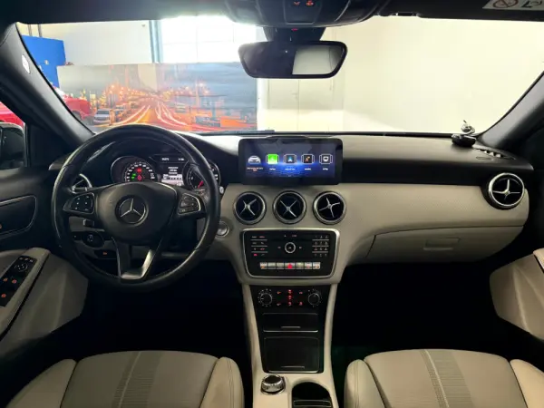 Mercedes-Benz A 200 CDi BE Urban Aut. 13