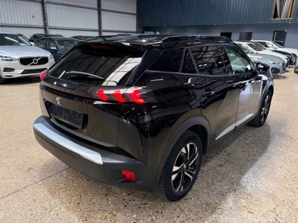 Peugeot e-2008 50 kWh Allure 3