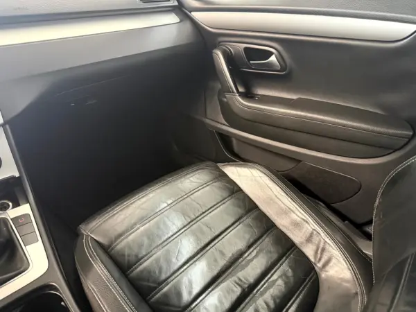 Volkswagen Passat CC 2.0 TDi BlueMotion 18