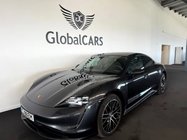 Porsche Taycan Bateria Performance Plus 18