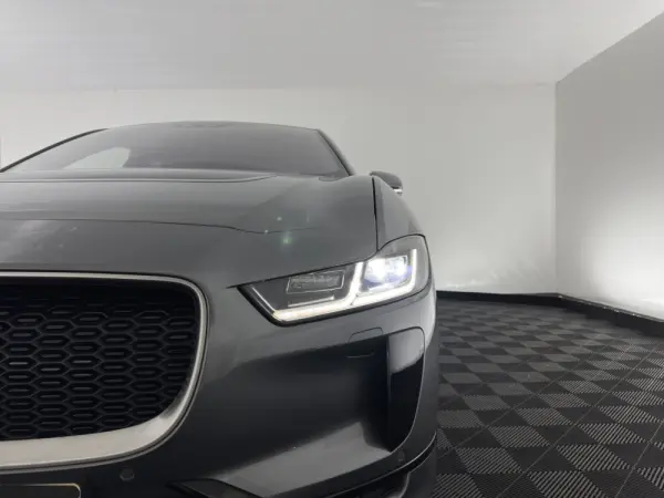 Jaguar I-Pace EV400 AWD HSE 27