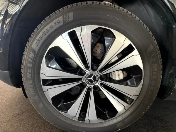 Mercedes-Benz EQC 400 4Matic 5