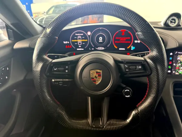 Porsche Taycan 4S 16