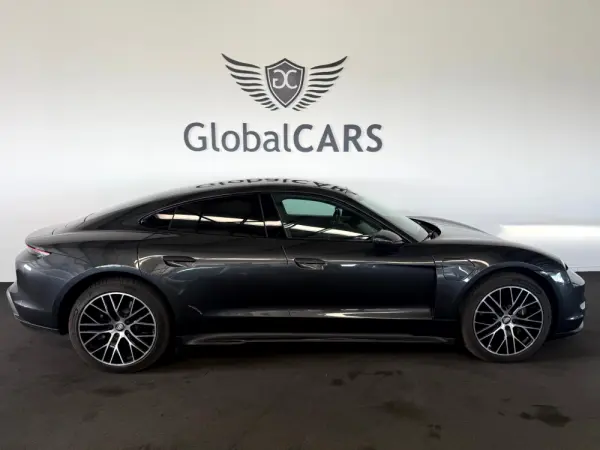 Porsche Taycan Bateria Performance Plus 27
