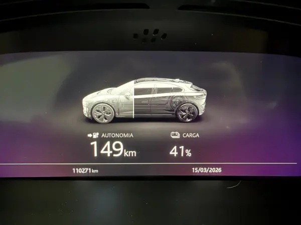 Jaguar I-Pace EV400 AWD HSE 27