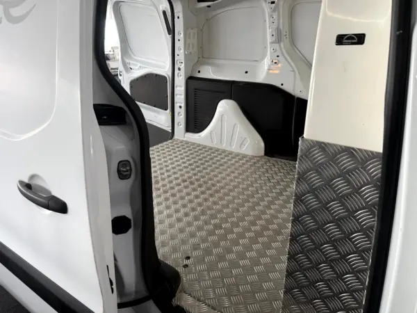Citroen Berlingo Multispace BlueHDi Selection 16